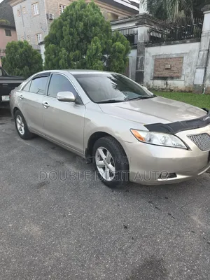 Toyota Camry LE V6 4dr Sedan (3.5L 6cyl 6AM) 2007 Gold