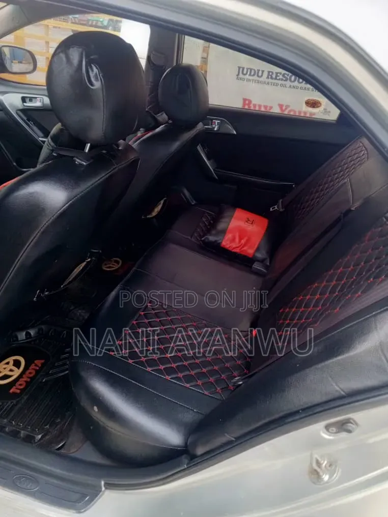 Kia Cerato 2012 Silver