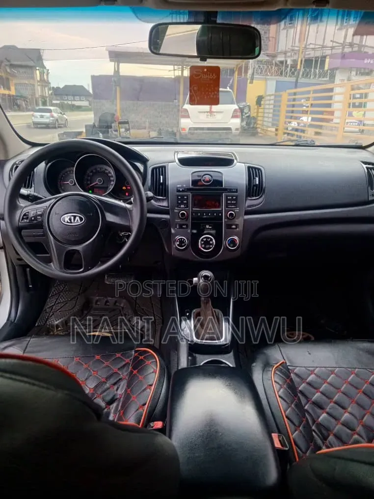 Kia Cerato 2012 Silver