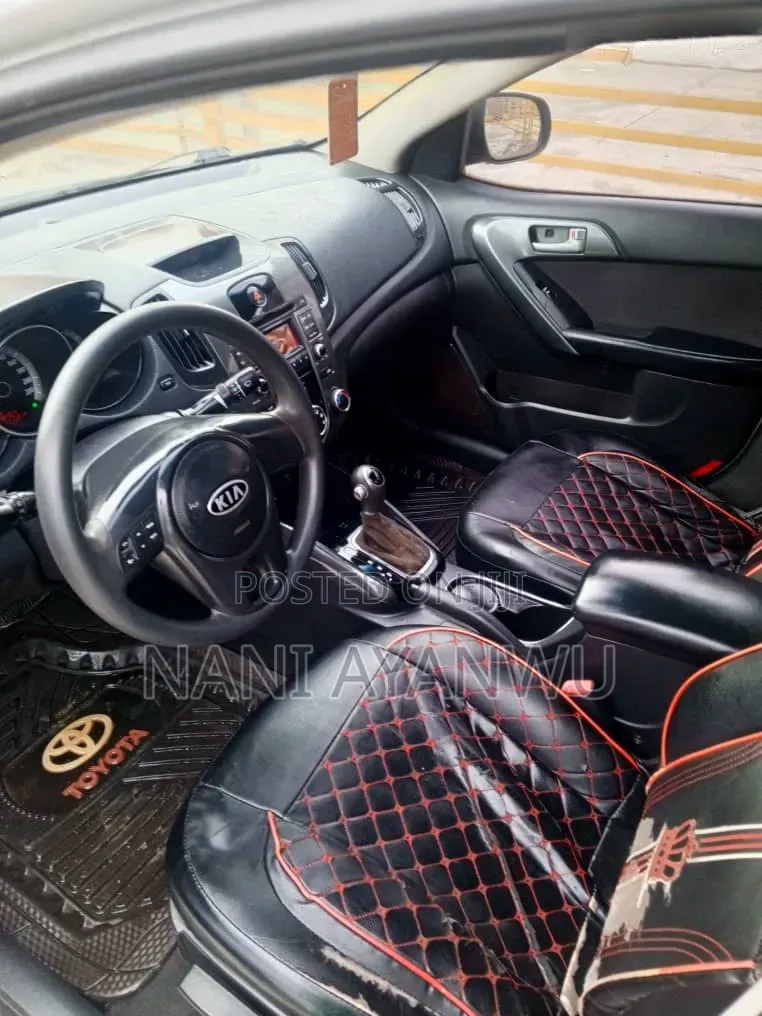 Kia Cerato 2012 Silver