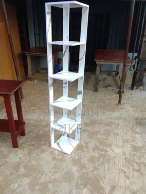 Corner Shelf for Bags
