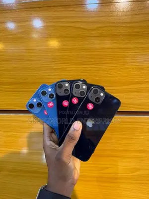 Apple iPhone 13 128 GB