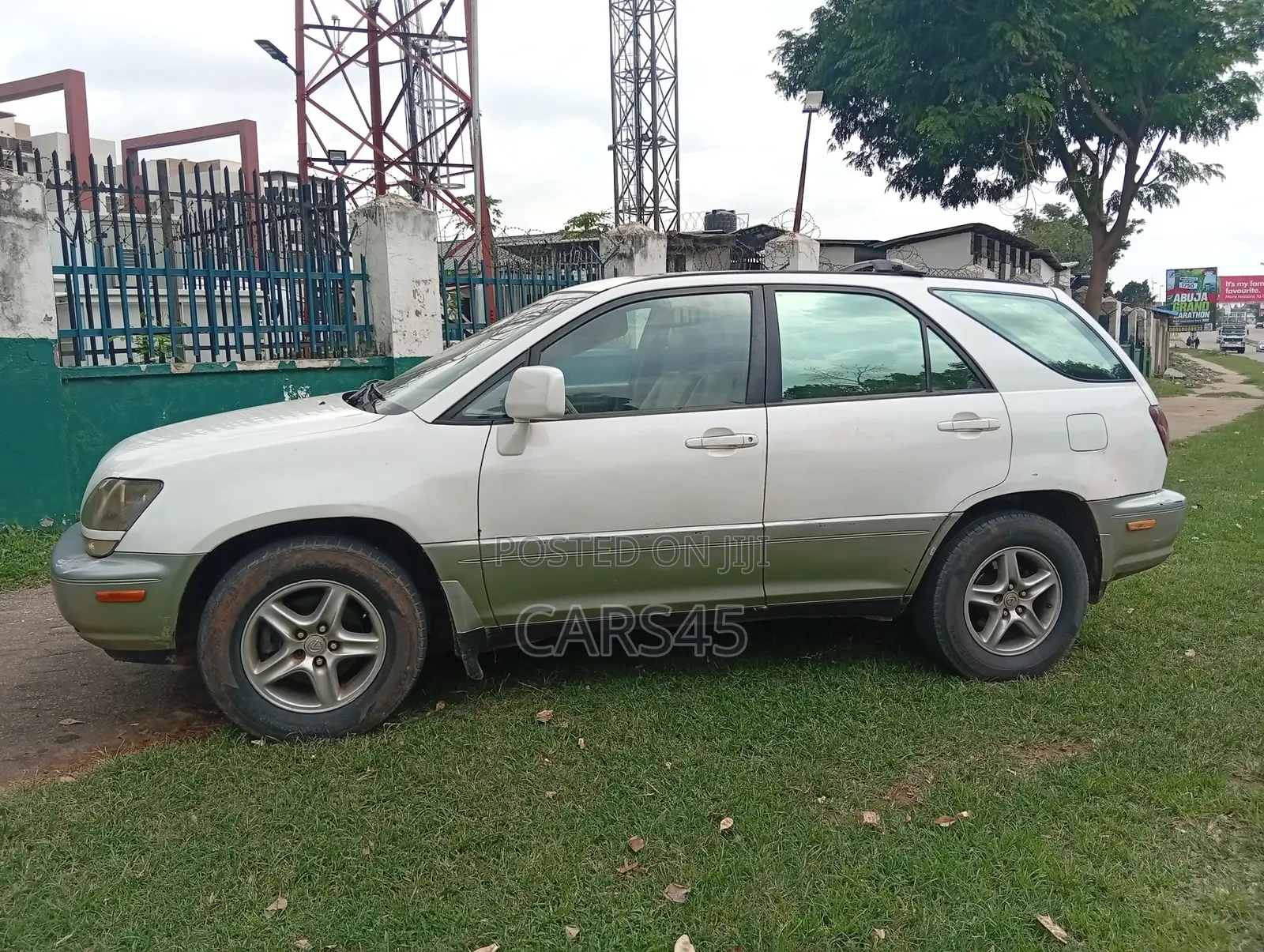 Lexus RX 2000 White