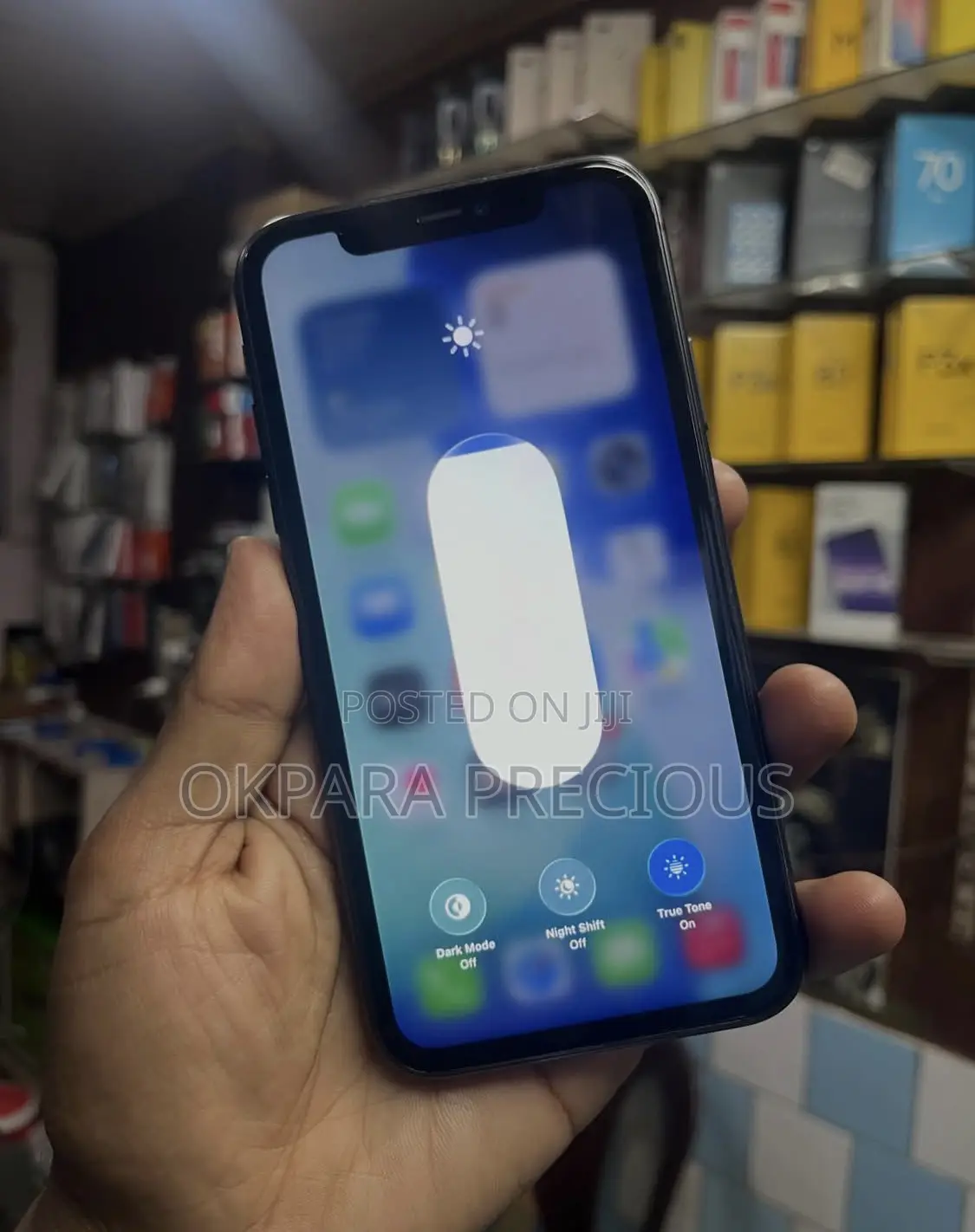 New Apple iPhone 11 64 GB White