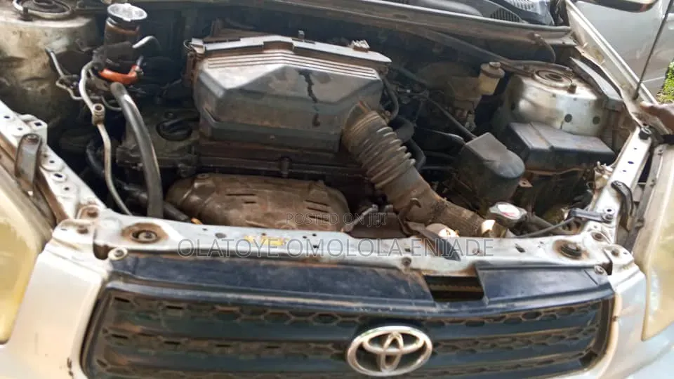 Toyota RAV4 2005 Silver