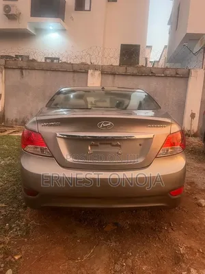 Hyundai Accent 2013 Brown