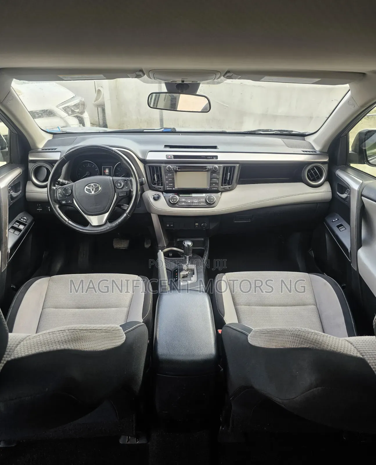 Toyota RAV4 2018 Silver