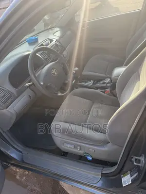 Toyota Camry 2.4 XLE 2005 Gray