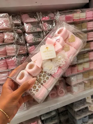 Bebe Favour Baby Gift Set – Socks Accessories for 0–9 Months