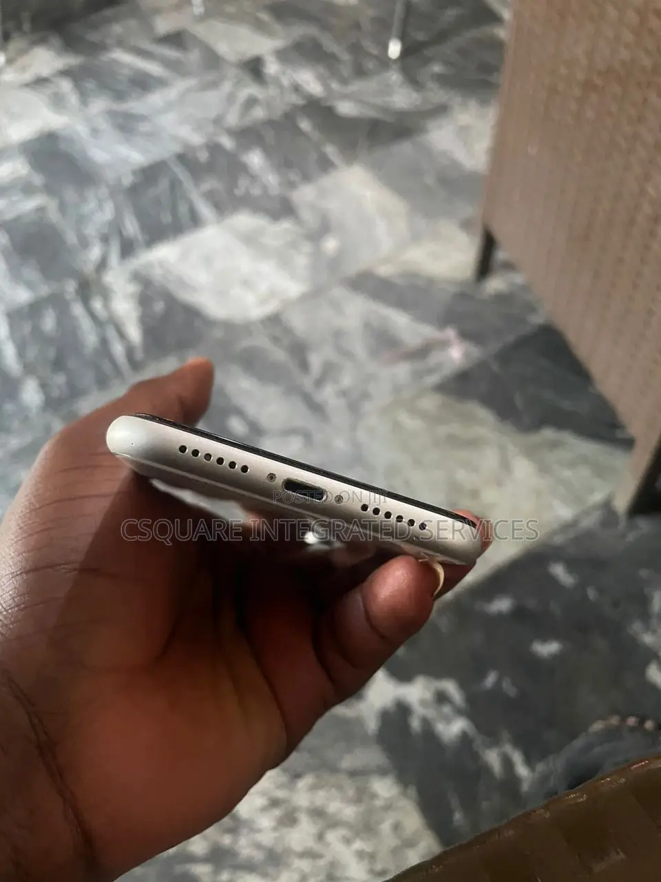 Apple iPhone XR 64 GB White