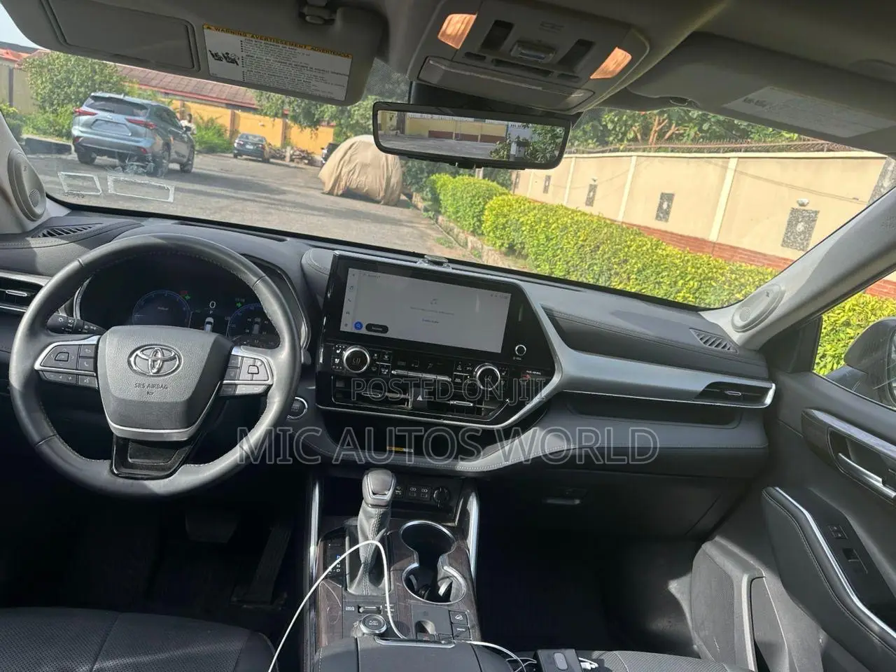 Toyota Highlander 2023 Silver