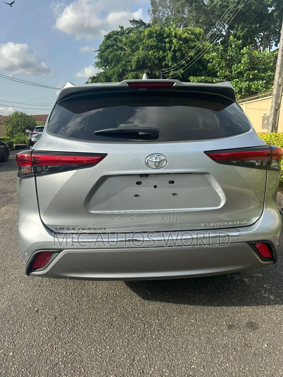 Toyota Highlander 2023 Silver