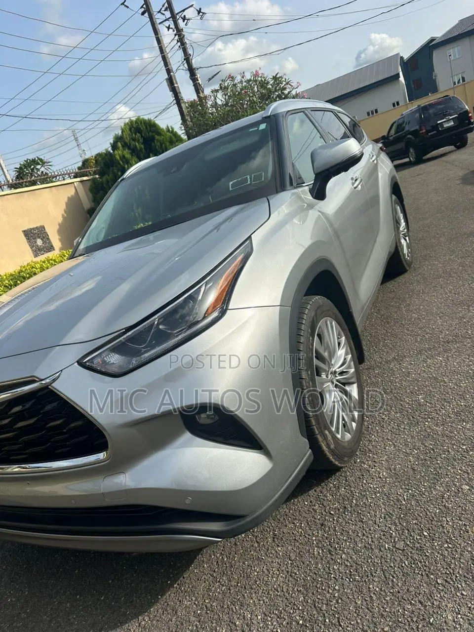 Toyota Highlander 2023 Silver