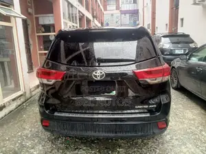 Toyota Highlander 2017 Black