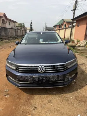 Volkswagen Passat 2015 Blue