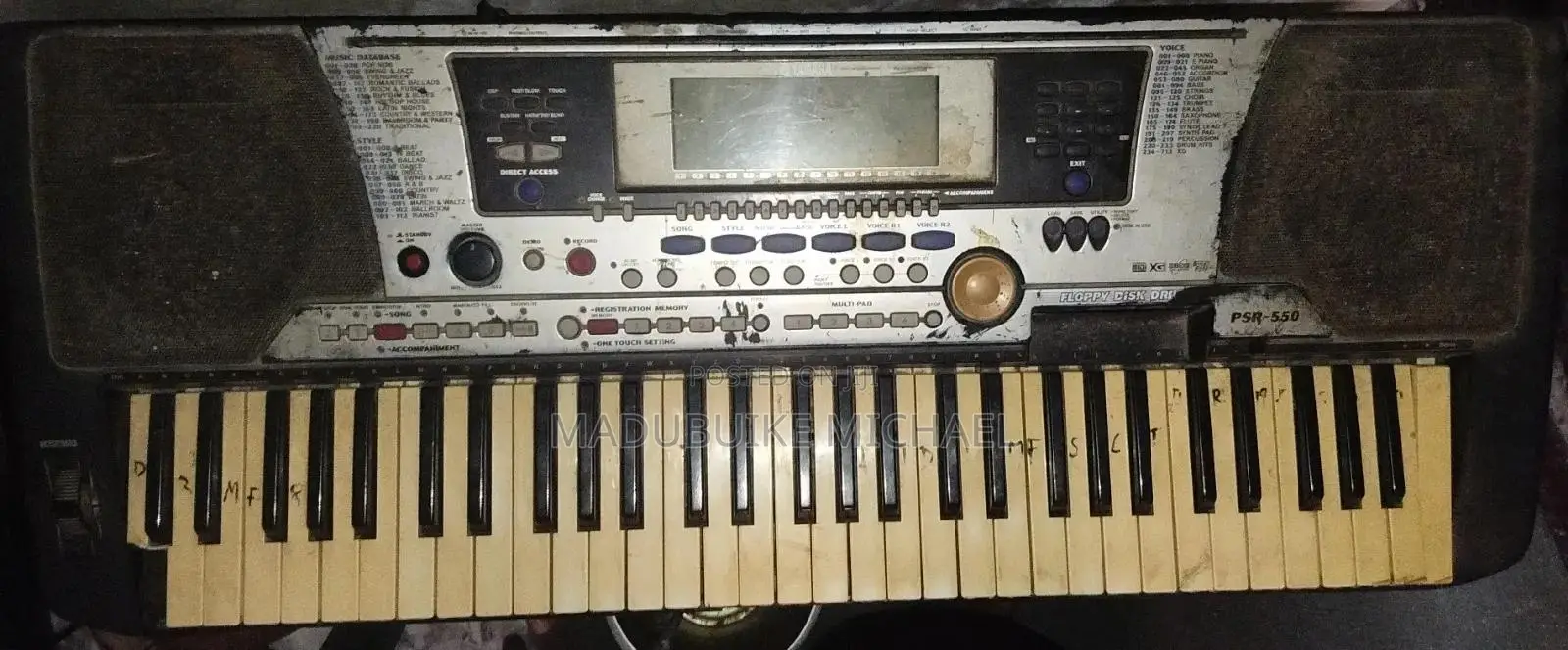 Yamaha Psr 550