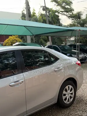 Toyota Corolla 2019 Silver