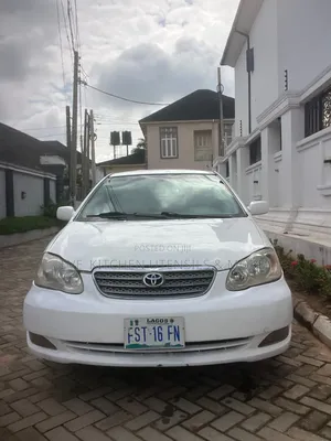 Toyota Corolla 2005 White