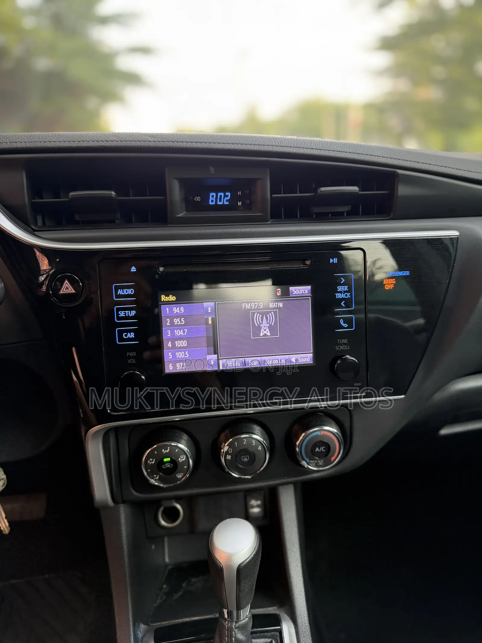 Toyota Corolla 2019 Silver