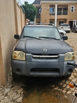 Nissan Frontier 2002 Black