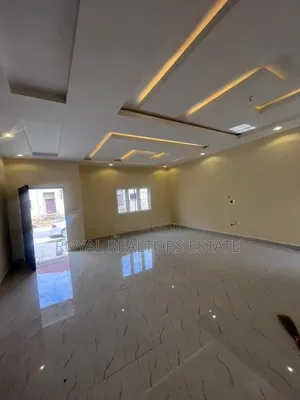 4bdrm Townhouse / Terrace in Galadimawa for rent