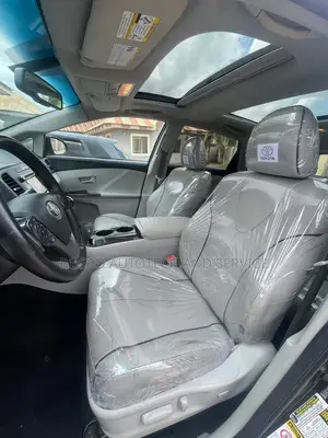 Toyota Venza XLE 4dr Wagon AWD (3.5L 6cyl 6A) 2015 Black