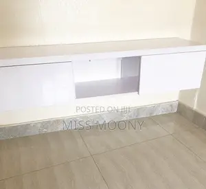 White Tv Console
