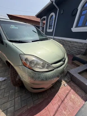 Toyota Sienna 2008 Green
