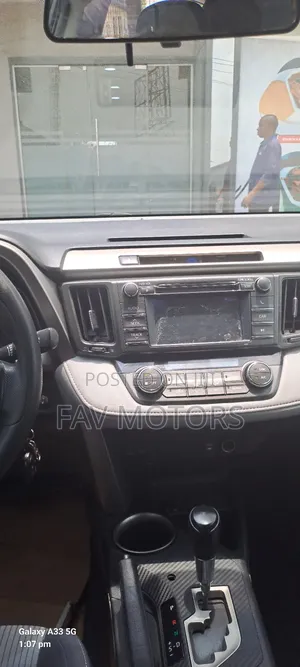 Toyota RAV4 XLE FWD (2.5L 4cyl 6A) 2013 Black