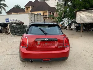 Mini Cooper 2017 Maroon