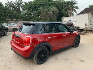 Mini Cooper 2017 Maroon