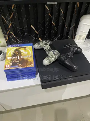 Ps4 Game Console