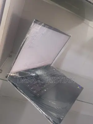 New Laptop Dell 16GB Intel Core i7 SSD 512GB