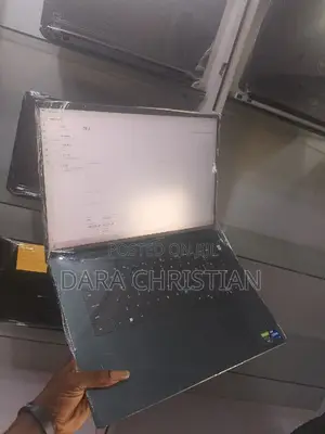 New Laptop Dell 16GB Intel Core i7 SSD 512GB
