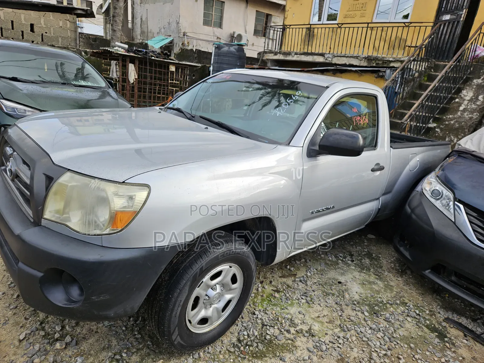 Toyota Tacoma 2011