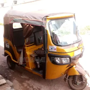 TVS King Cargo 2023 Yellow