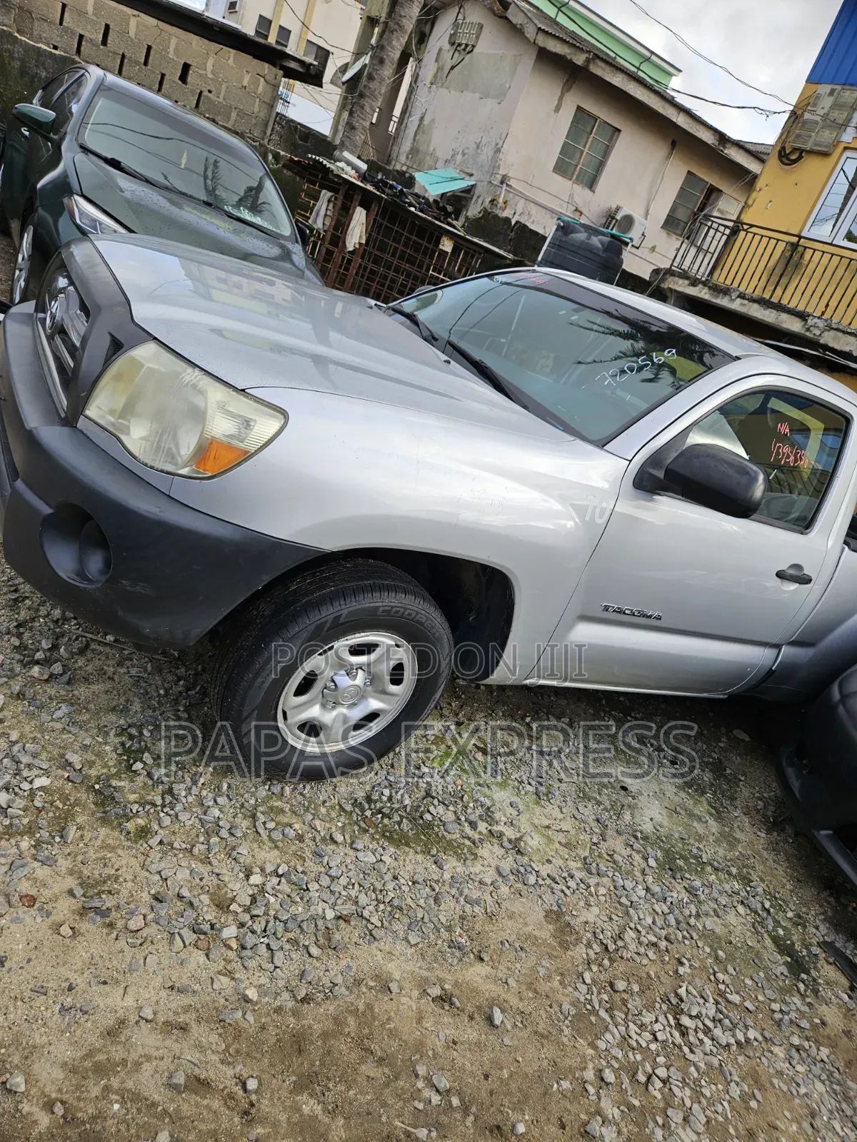 Toyota Tacoma 2011