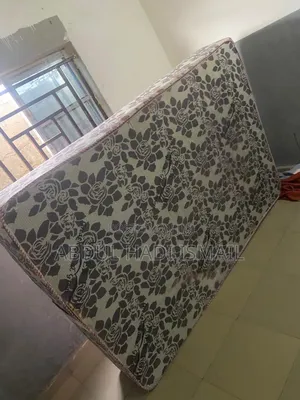 Mattress (Bed)