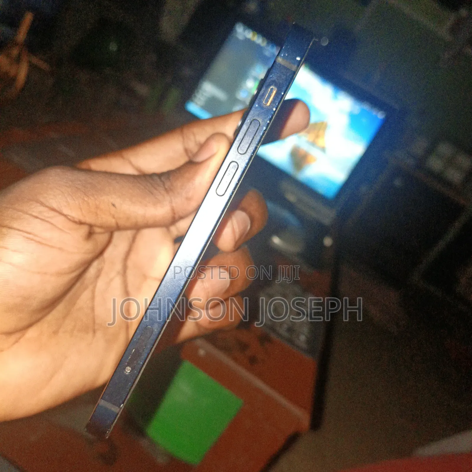 Apple iPhone 12 64 GB Black