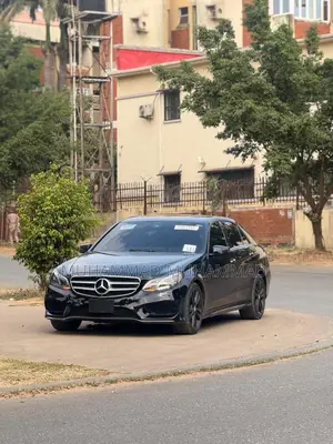 Mercedes-Benz E350 Base 4Matic Sedan AWD (3.5L 6cyl 7A) 2014 Black