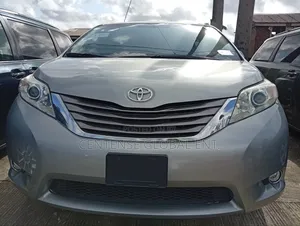 Toyota Sienna 2017
