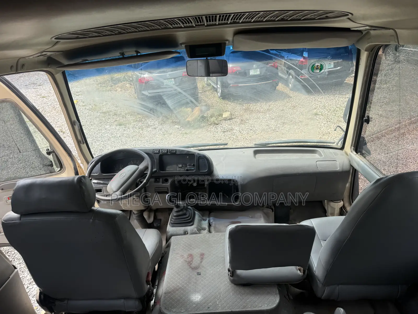 Toyota Coaster 2010 Gold
