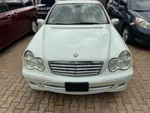 Mercedes-Benz C280 2007 White