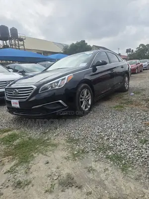 Hyundai Sonata Base Sedan FWD (2.4L 4cyl 6A) 2016 Black
