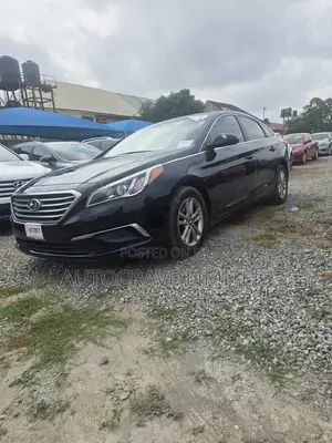 Hyundai Sonata Base Sedan FWD (2.4L 4cyl 6A) 2016 Black