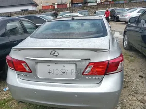 Lexus ES 350 2011 Silver
