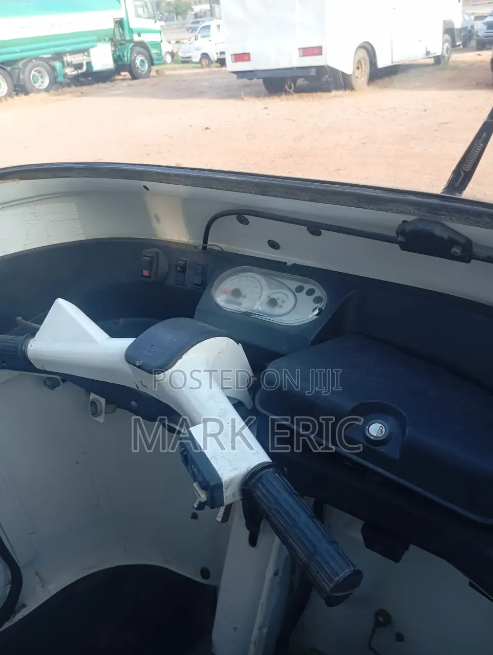 Piaggio 2023 White
