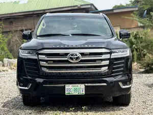 Toyota Land Cruiser 4.5 V8 GX-R 2014 Black