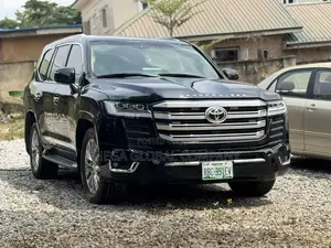Toyota Land Cruiser 4.5 V8 GX-R 2014 Black