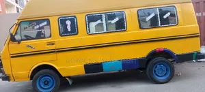 Volkswagen LT 2002 Yellow
